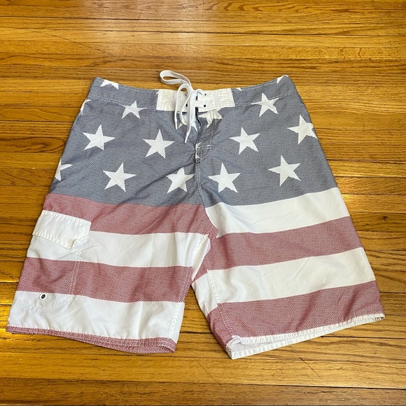 Carbon Mens 34 Board Shorts USA Flag Mesh Lined Pockets Swimming Trunks Swimwear - Picture 1 of 9